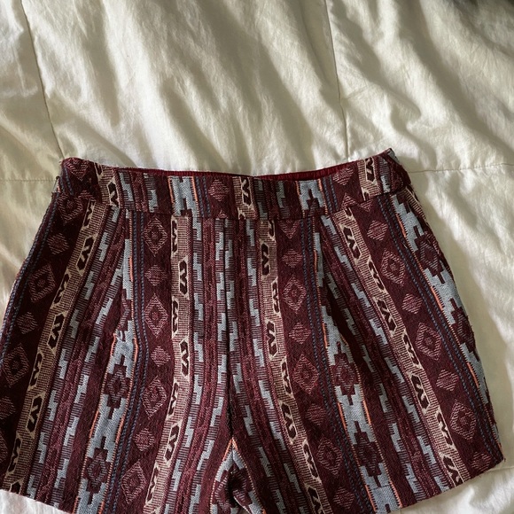 Hollister fitted shorts - Picture 3 of 3
